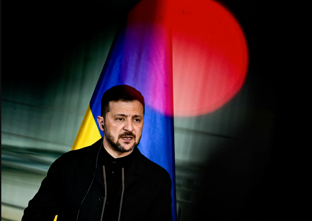 Wolodymyr Selenskyj, Präsident der Ukraine, äußert sich bei einer Pressekonferenz nach ihrem Gespräch im Bundeskanzleramt.