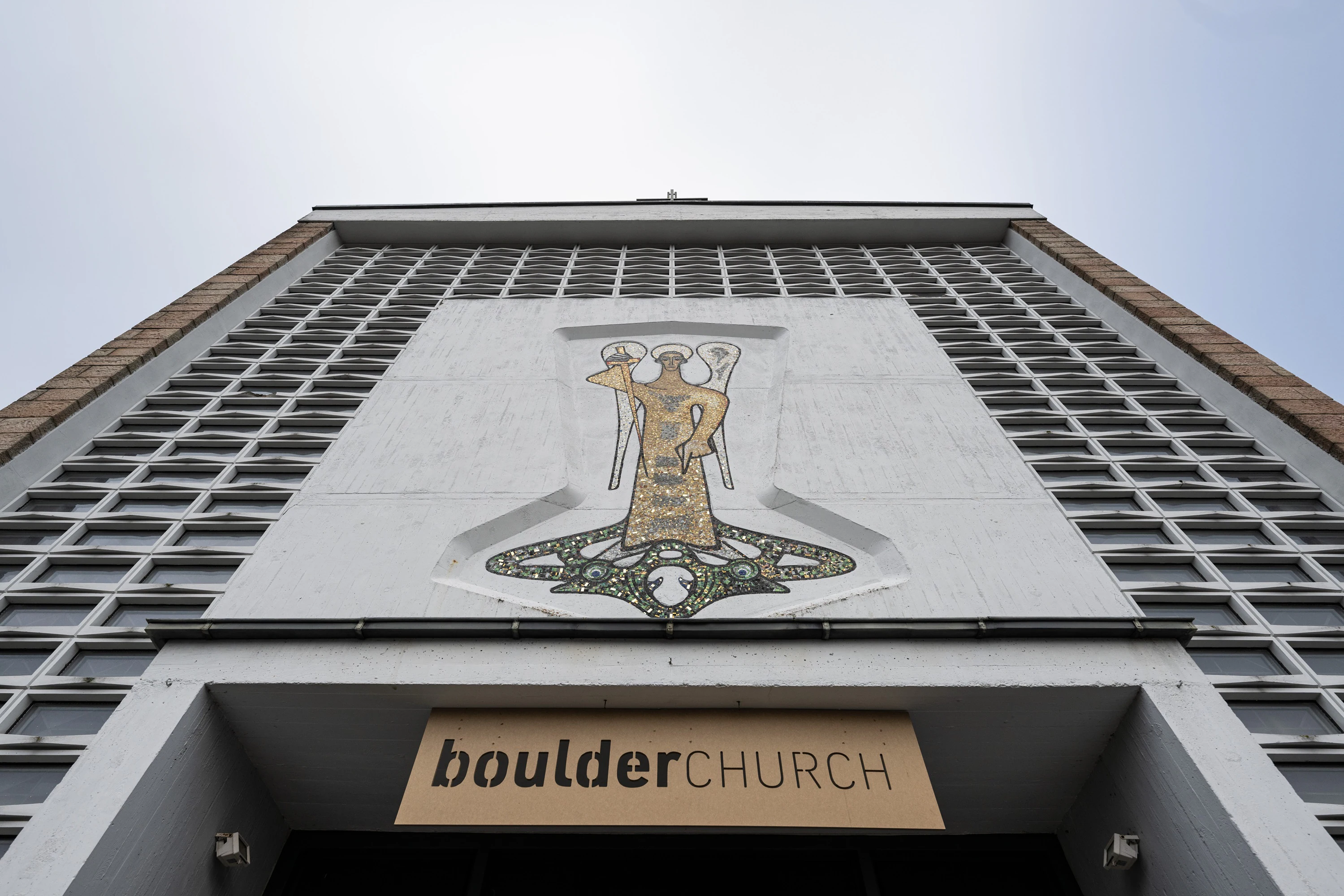 Die Kirche in Bad Orb wurde zur "Boulder Church", einer Kletterhalle, umfirmiert.