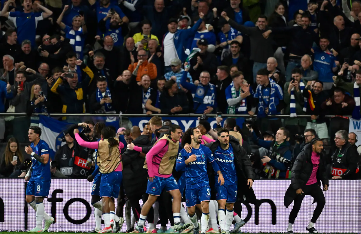 Die Chelsea-Stars jubeln im Conference-League-Finale gegen Betis