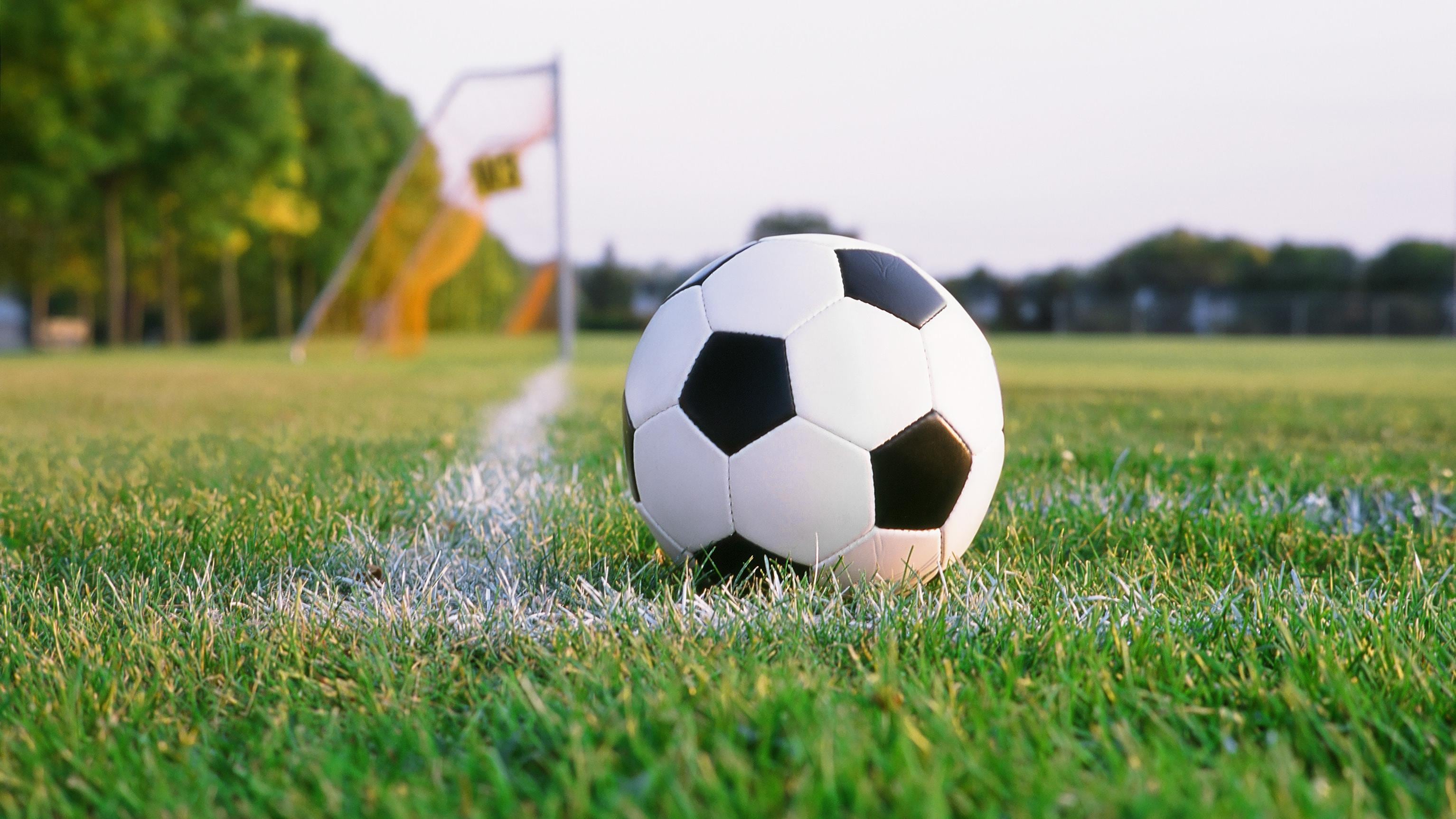 Seit der Saison 2021/22 ist die Auswärtstorregel im europäischen Vereinsfußball Geschichte. Erfahren Sie, welche Gründe zur Abschaffung geführt haben und wie sich dies auf den Wettbewerb auswirkt. &#8230; <a href="https://praxistipps.focus.de/auswaertstorregel-abgeschafft-hintergruende-und-was-jetzt-gilt_187798"> ... mehr</a>